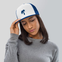 Load image into Gallery viewer, DOYER PALMA Trucker Cap